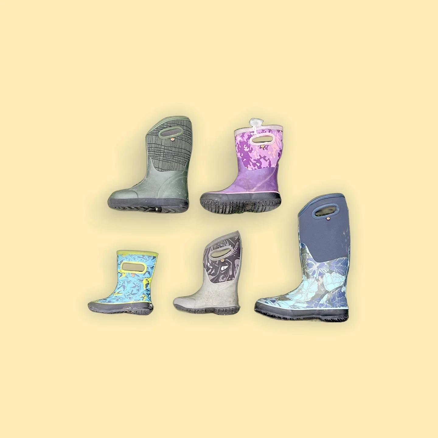 This rainy cloudy weather bogging you down? 
Pick up a pair of Bogs then you won&rsquo;t frown&hellip;

Youth Green Bogs
Size: Y1
MSRP: $80 // CC: $15 (some delamination)

Youth Purple Bogs
Size: Y1
MSRP: $80// CC: $22

Youth Dino Bogs
Size: Y8
CC: $
