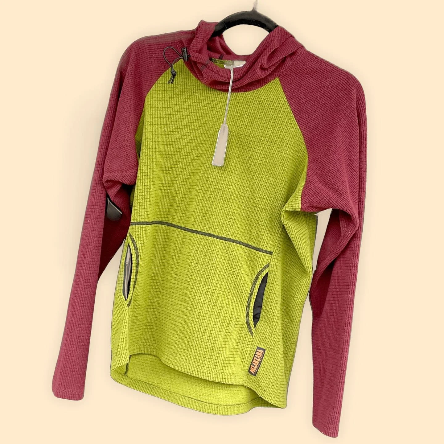 ☎️ or 📱 call or text if you want this Melly! 

MSRP: $96 // CC: also $96
Size: S