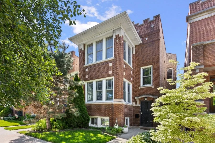 COMING SOON - RECENTLY RENOVATED MULTI UNIT RESIDENCE IN LINCOLN SQUARE