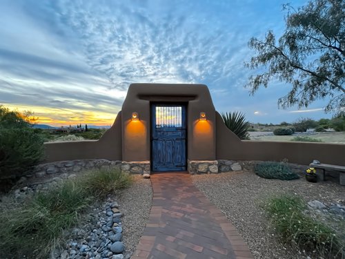 Loma Dorothea — Classic New Mexico Homes