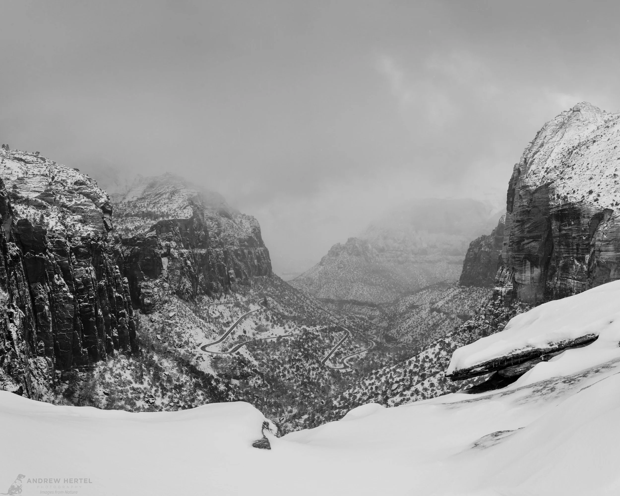 black and white photo of zion canyon from canyon overlook trail in Zion national park