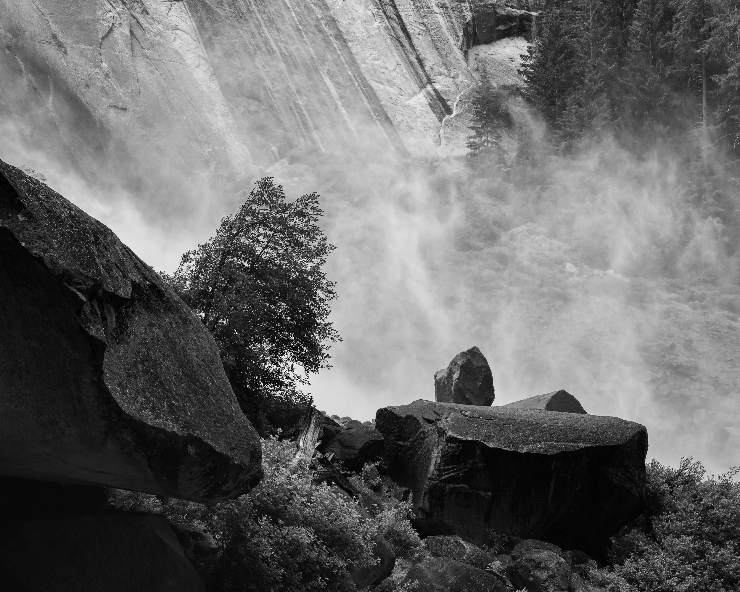 Yosemite in black and white
