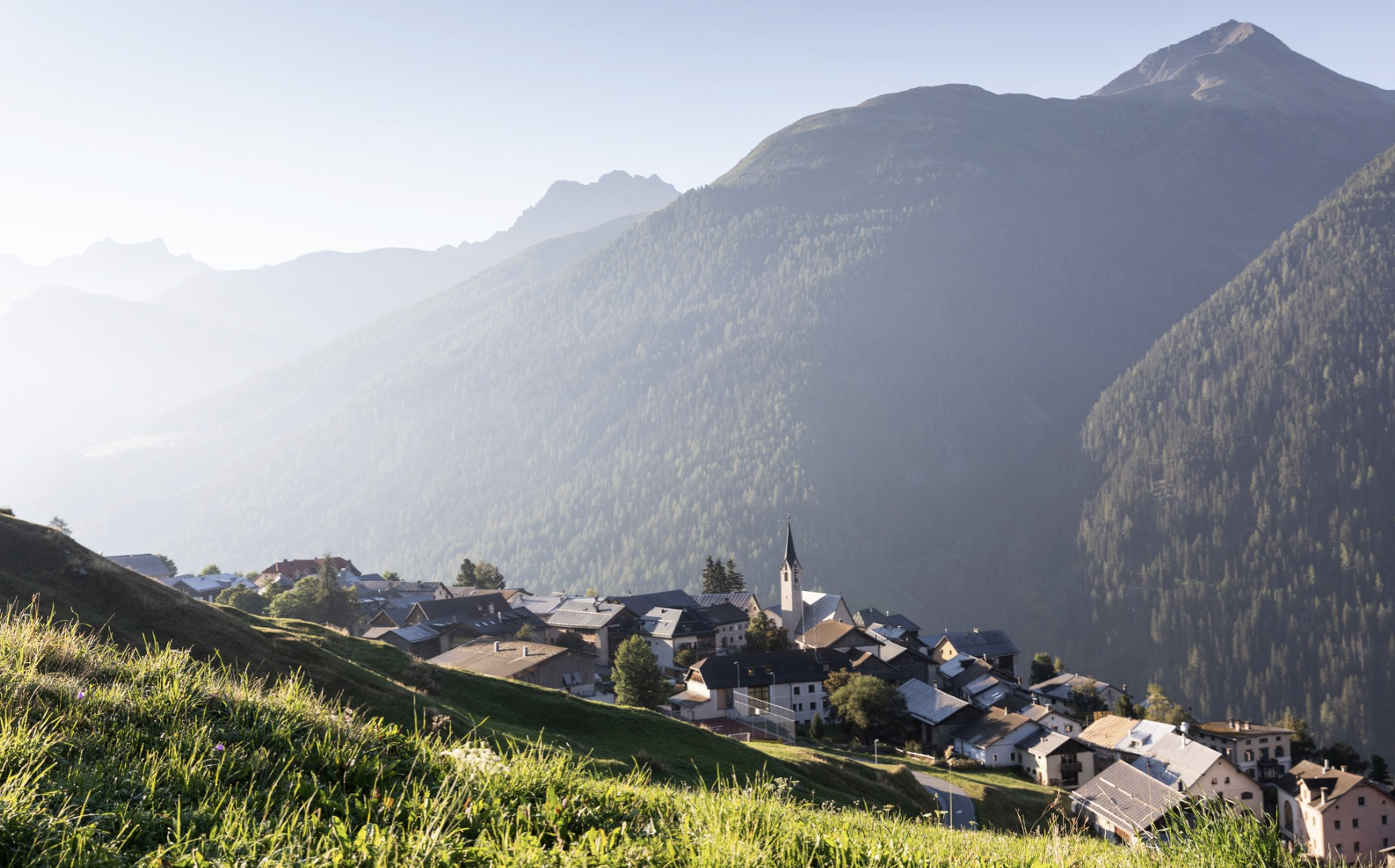 Das schöne Schellenursli Dorf Guarda und die beste Retreat Location