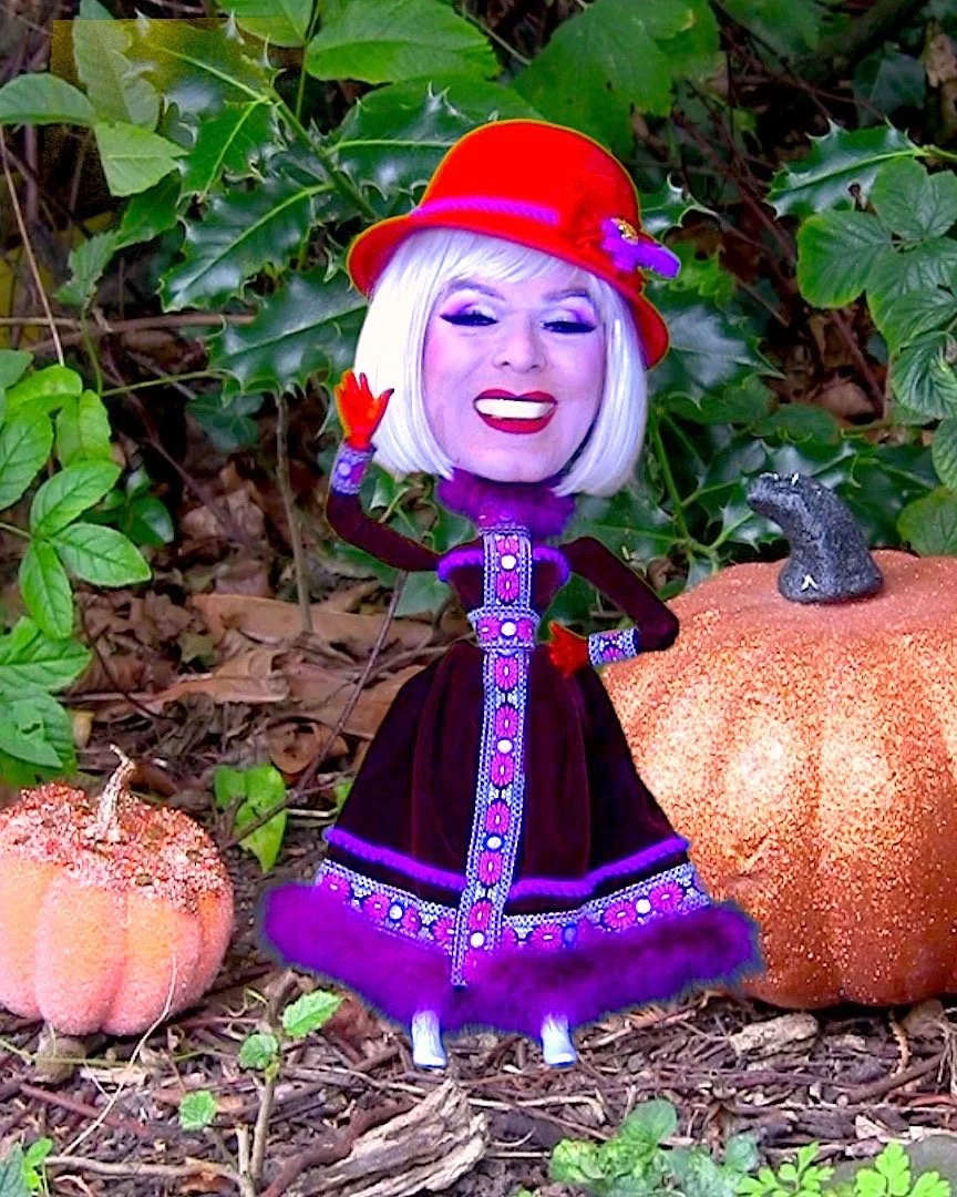 I LOVE Fall ! At the pumpkin patch i always get the biggest one i can find. It's a motto i live by ...'howbout you ?