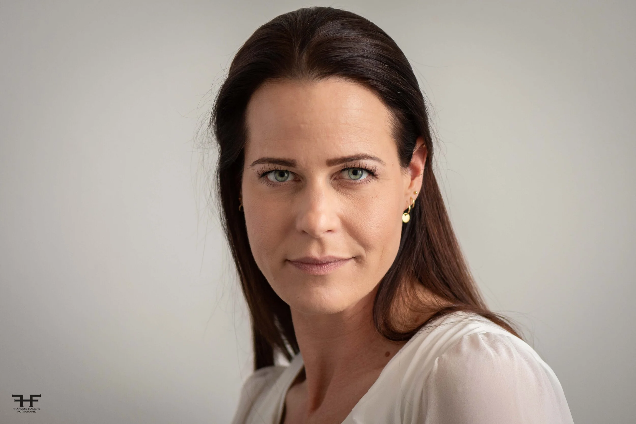 Roxanne serieus-1.jpg