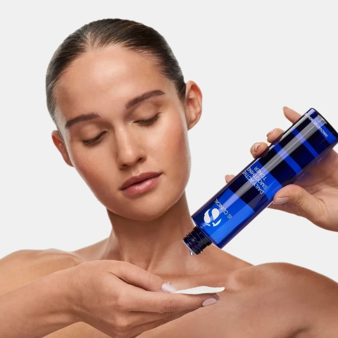 iS Clinical DAILY ACTIVE SMOOTHING TONER_04.jpg