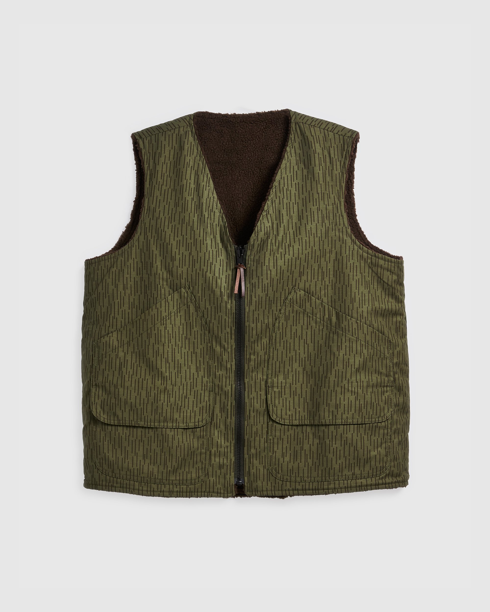 CafeTemplateCafeMountain_ForagerVest_Camo_1.jpg