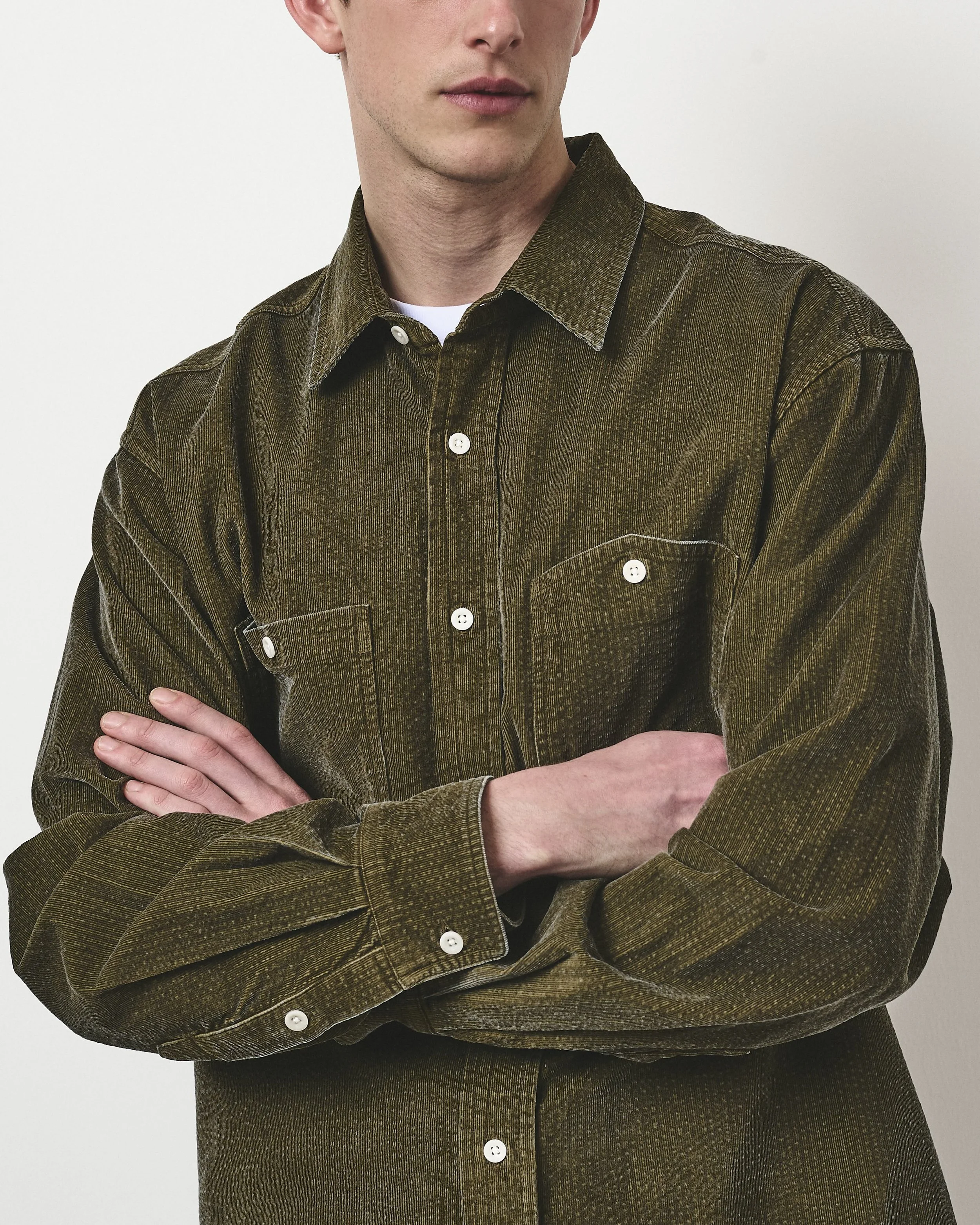 Seersucker Cord Shirt Olive_70.jpeg
