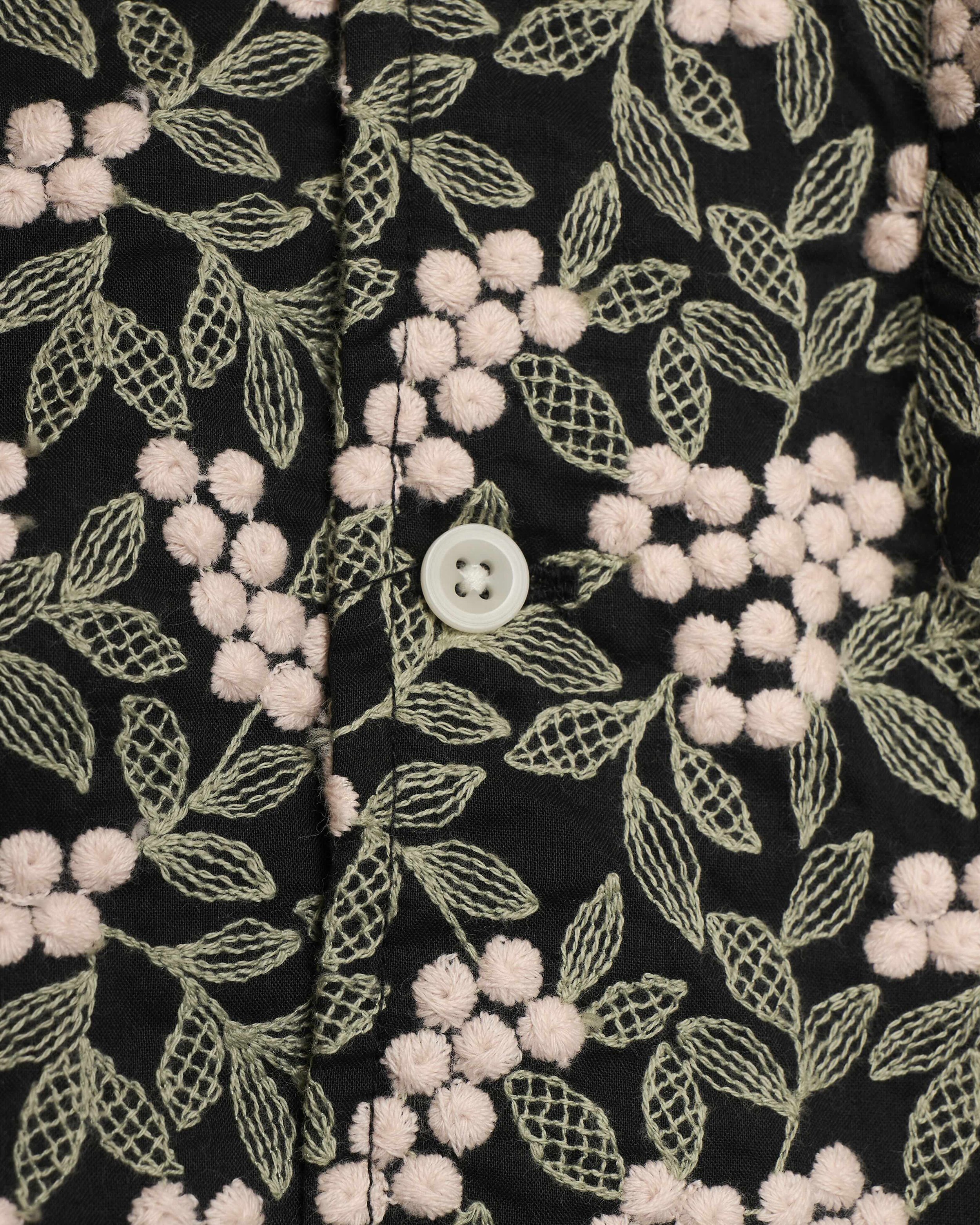 Jacquard Vacation Shirt Black and Natural Flower_ 3.jpeg