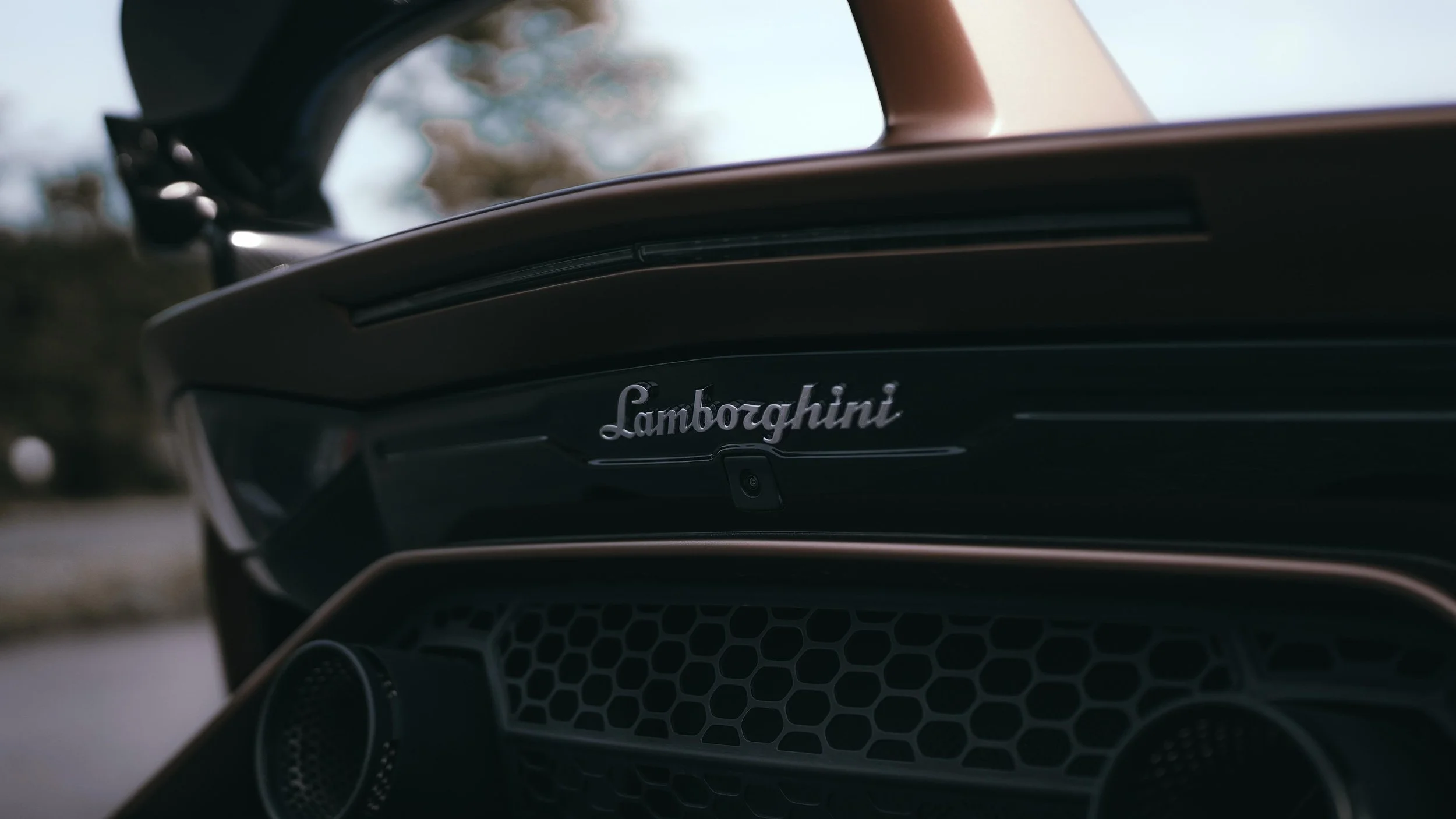 WhatsApp Image 2025-08-18 at 23.23.41_c99d9b10.jpg