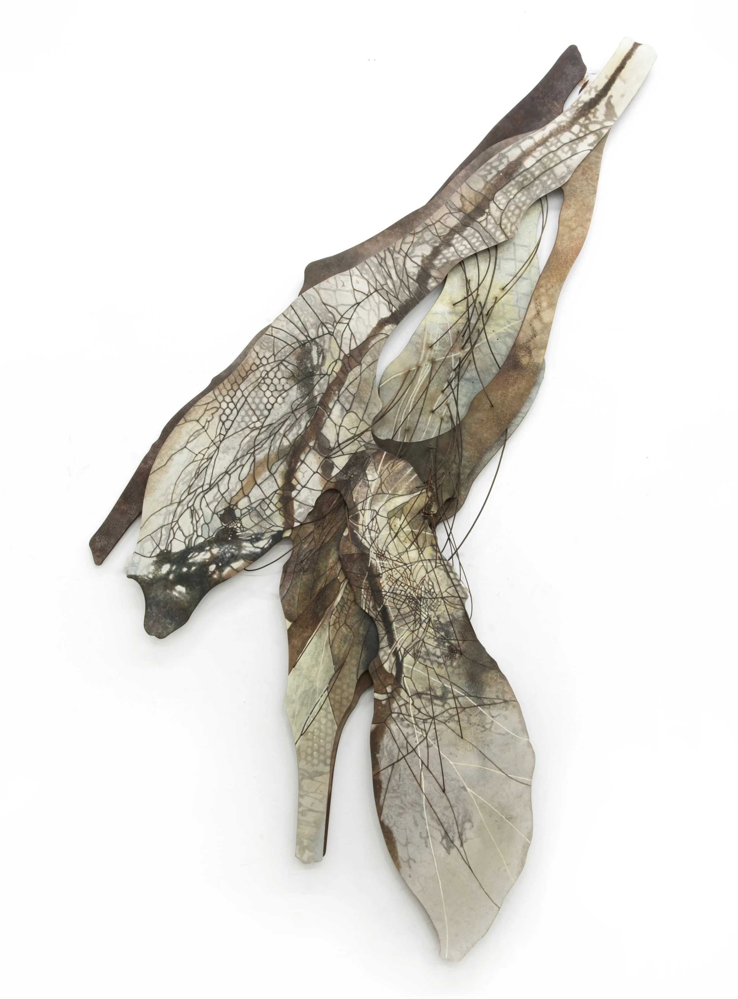 (수정)1_Gosia_pigment and oil on Korean paper, birch wood, wire, iron powder_260 x 157 x 10 cm_2025-2.jpg