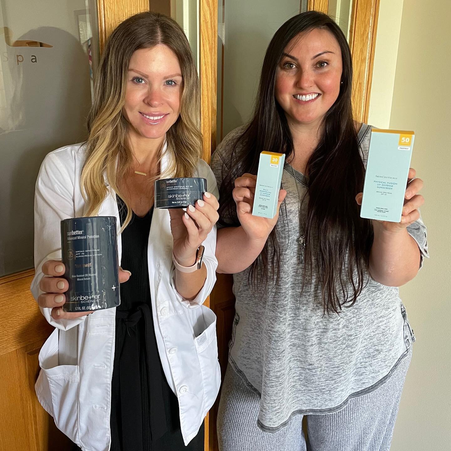 This is your gentle reminder to SPF daily! 🌞🧴

Medical grade skin care makes all the difference and our team is happy to help pick one to best fit your skin type ✨

@vallondarcy&rsquo;s favorites are from our @skinbetter line:
☀️ Mineral based 
☀️ 