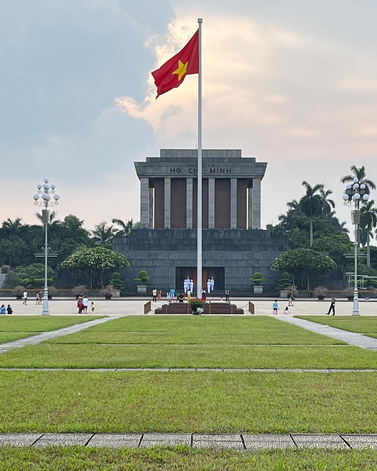 Hanoi 🔨

Such an interesting and imposing place&hellip; Started out rough, but the city grew on the team a lot&mdash; just had to get used to our first interaction with some really uninviting people. Highlights:

1. Special appearances from Maddie a