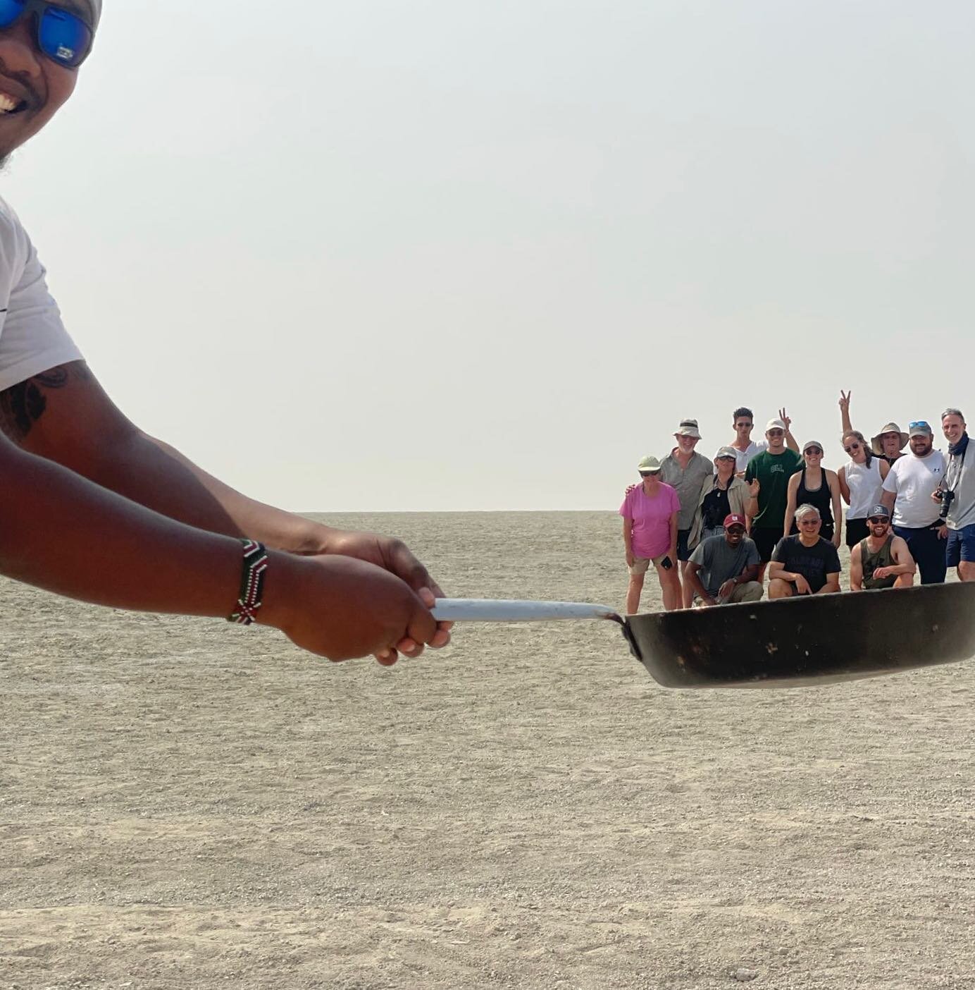 Namibia ๐๐ถ (2/2)
The second half of Namibia saw a massive change in environment as we transitioned from the coastal dunes to national parks.
Animal spotting was incredible, the people we met were unbelievably knowledgeable, and sunsets over the
