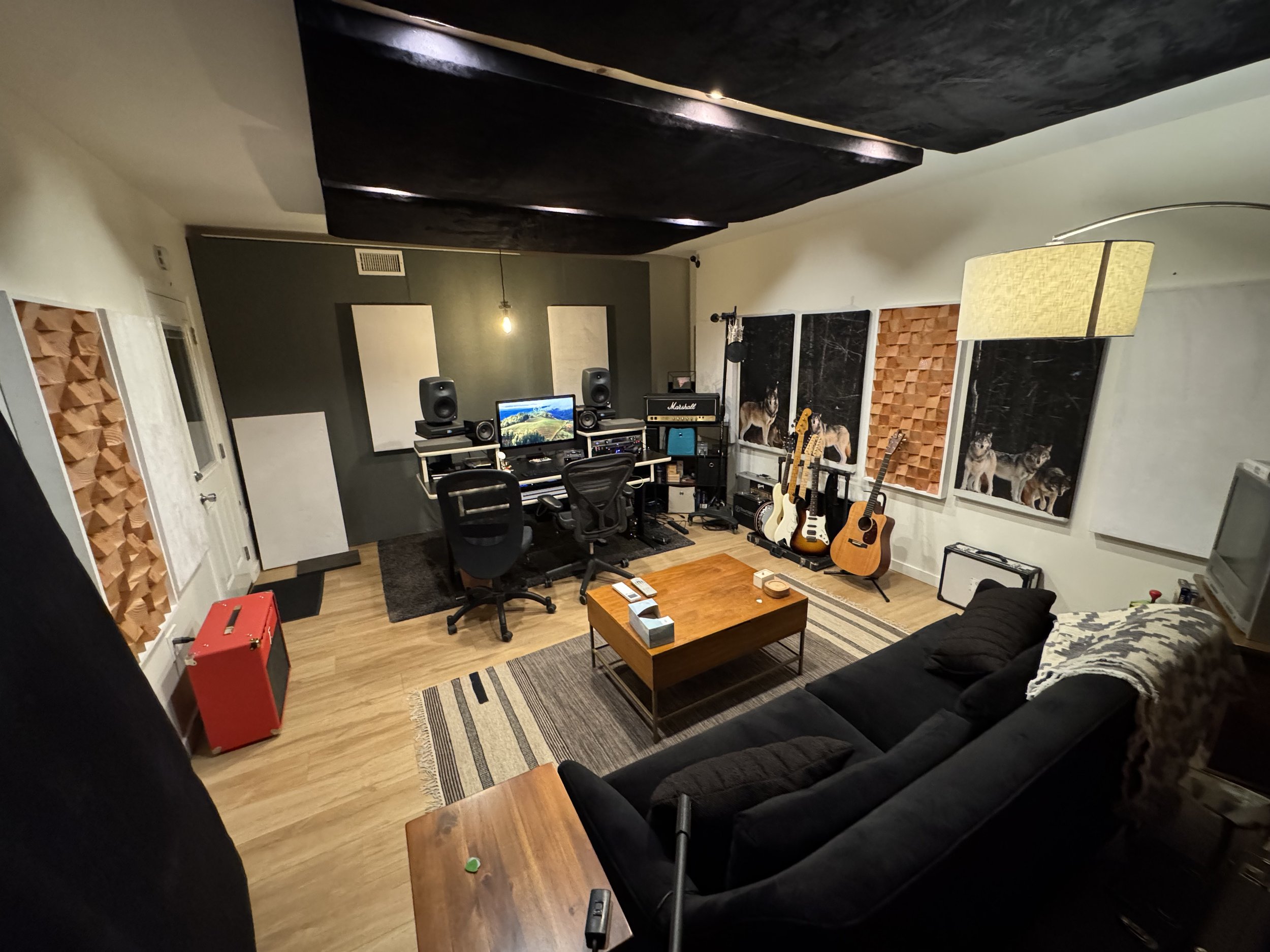 Eric Lee's Los Angeles recording studio for vocal coaching and production lessons