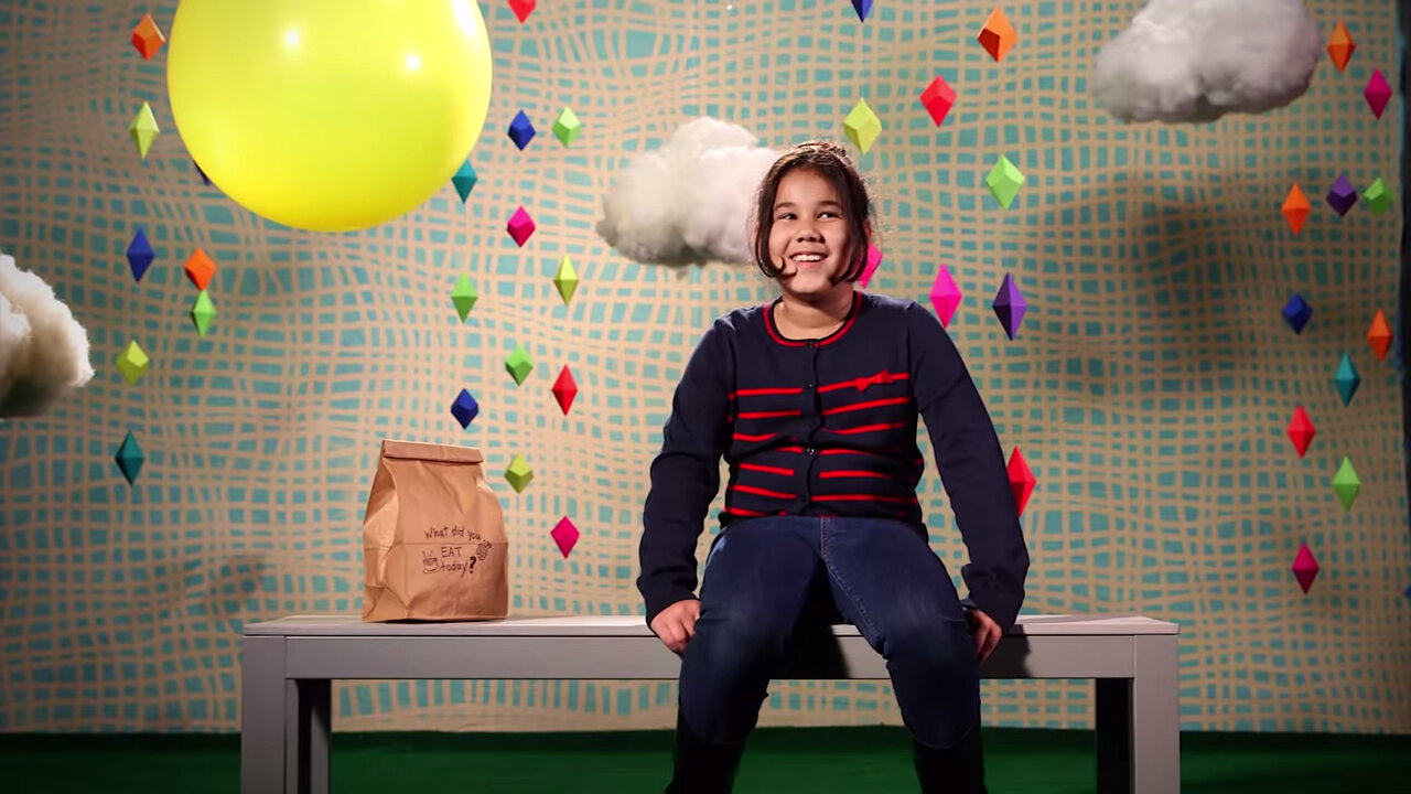 Screenshotter--YouTube-KidsRespondtoChildHunger-0’14”.jpg