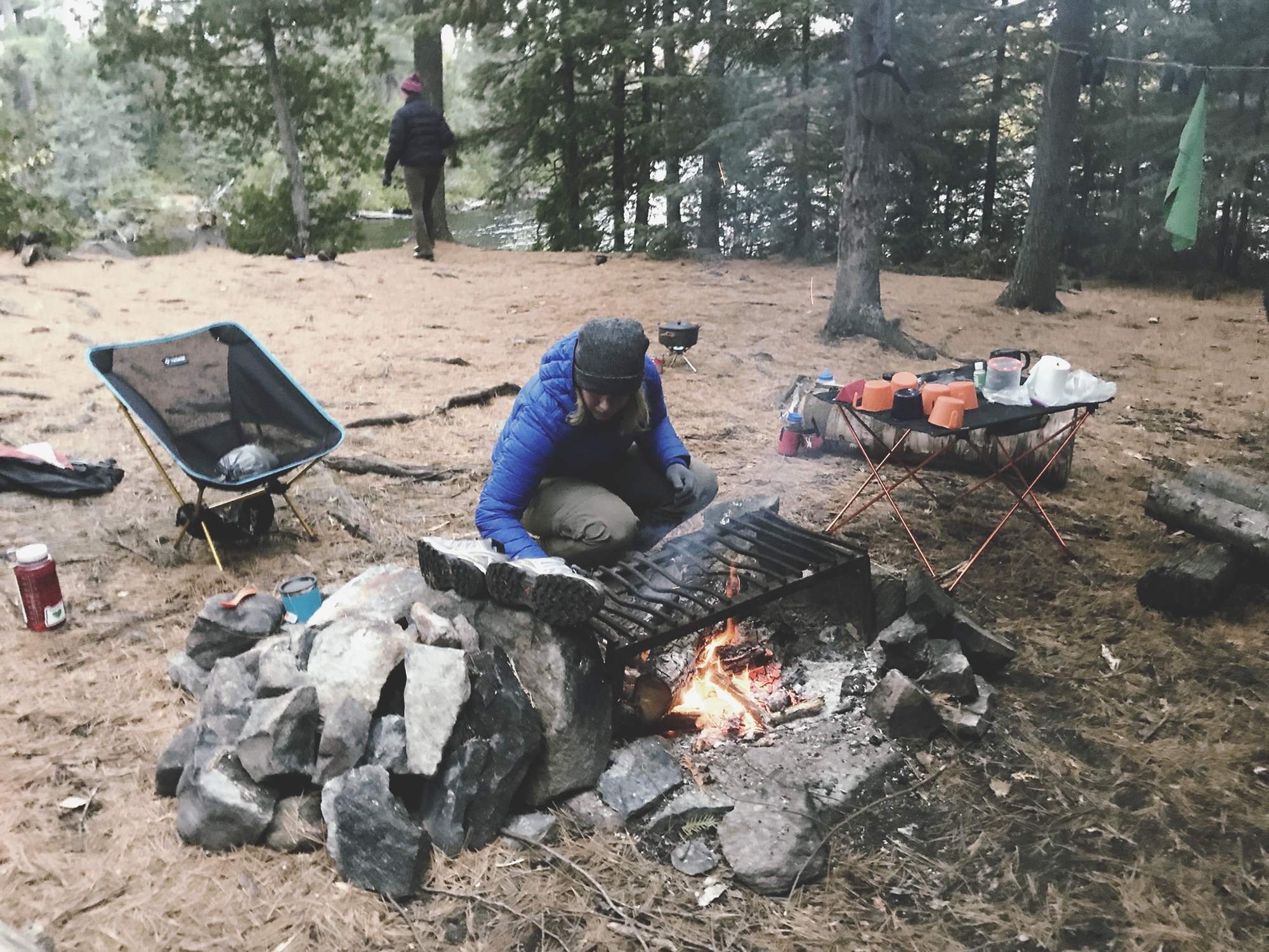 campfire_making.png