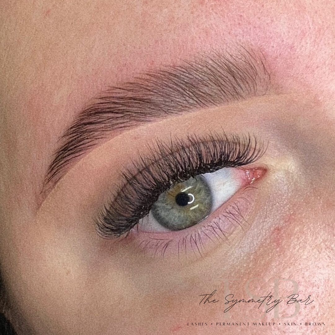 ✨ Brow Lamination (No Tint) &amp; Natural Volume for the lashes 💕

📅 Booking Link in BIO! 

❓ Have questions? Shoot is a DM or call/text us ! 

📅 Booking link in BIO or visit our website at www.thesymmetrybar.com 

☎️ English Text/Call (239)571-92