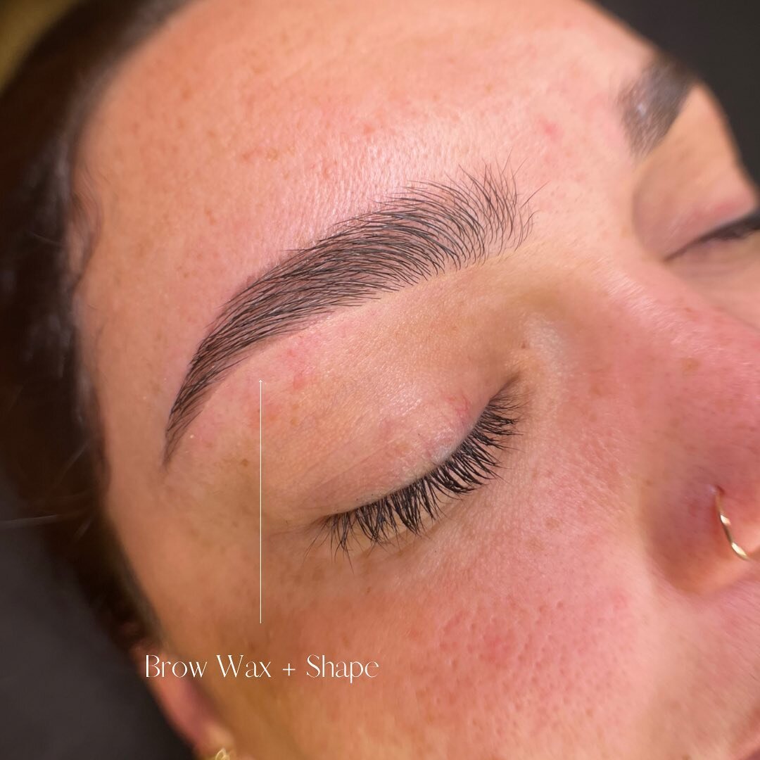 ✨ Brow Wax ✨

📅 Booking Link in BIO! 

❓ Have questions? Shoot us a DM or call/text us ! 

📅 Booking link in BIO or visit our website at www.thesymmetrybar.com 

☎️ English Text/Call (239)571-9243
☎️ Llamada/Texto (239)595-8460

📍 Naples, Fl. 🌴 
