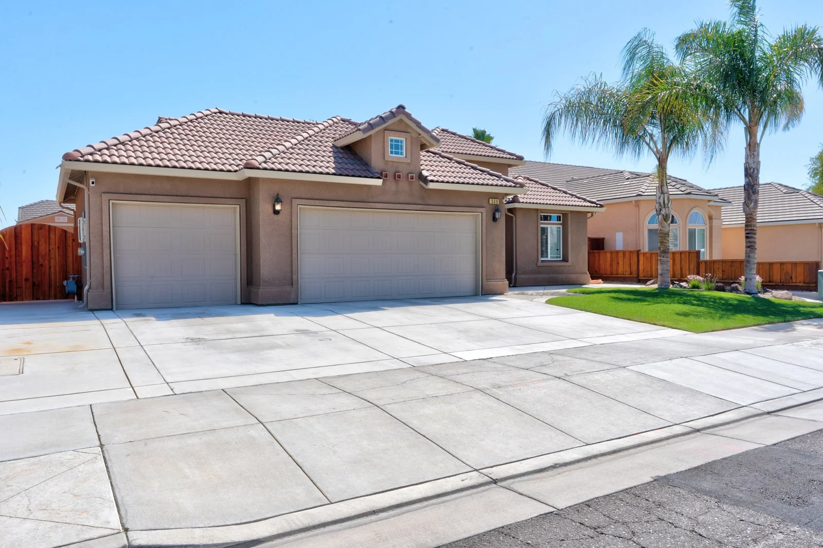 Central Valley real estate exterior photography