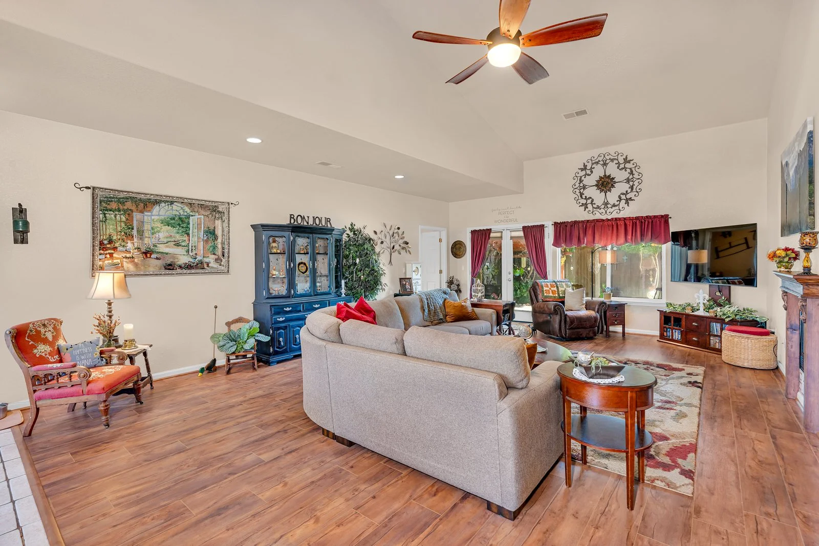 Central Valley real estate interior photography
