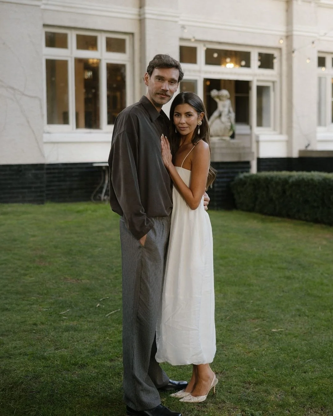 Congratulations Natasha &amp; Mitchell 🍾❤️
 Too many amazing shots by @gooddaydwyer for just one post.

Part 1: The Night Before ✨

Photos @gooddaydwyer
Florals @roseydays_
Venue @therobertsonhotel &amp; @TheRobertsonWeddings
HMUA @thefuture_mrs @ma