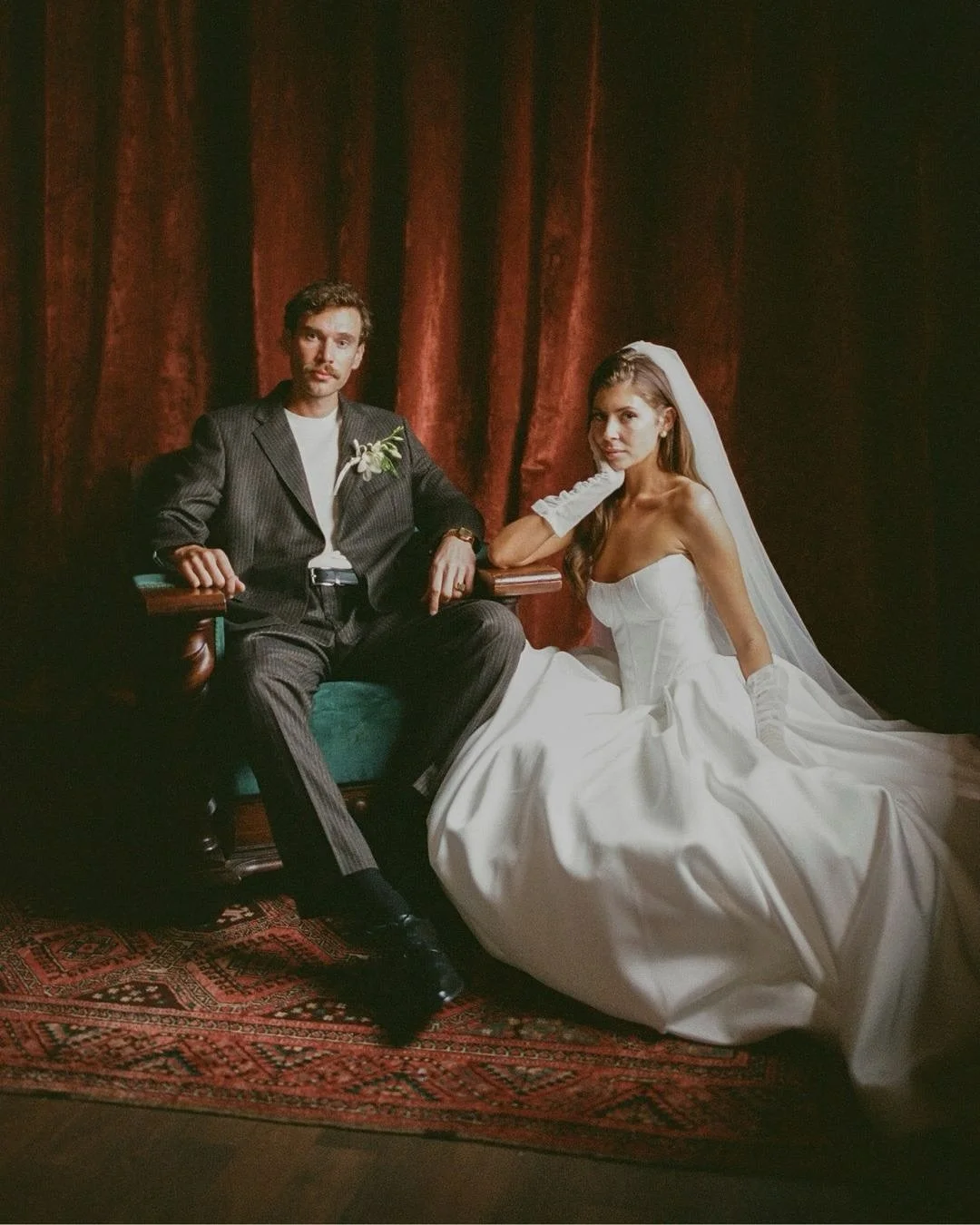 More glamour and love from Natasha &amp; Mitchell 🍾❤️

Part 2: The I Do&rsquo;s 💍

Photos @gooddaydwyer
Florals @roseydays_
Venue @therobertsonhotel &amp; @TheRobertsonWeddings
HMUA @thefuture_mrs @makemeupkate
 Dress:@wona_concept

#TheRobertsonHo