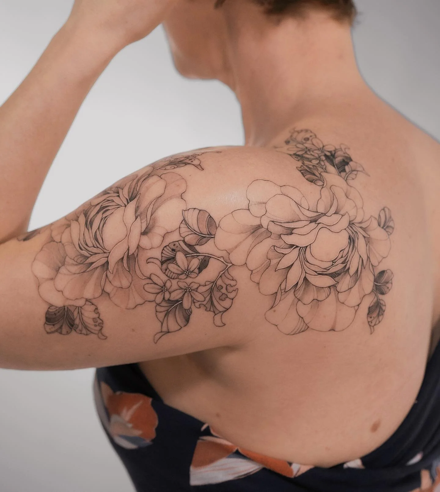 Sylvia Tattoo Delicate Fine Line Floral Tattos In Singapore  GirlStyle  Singapore