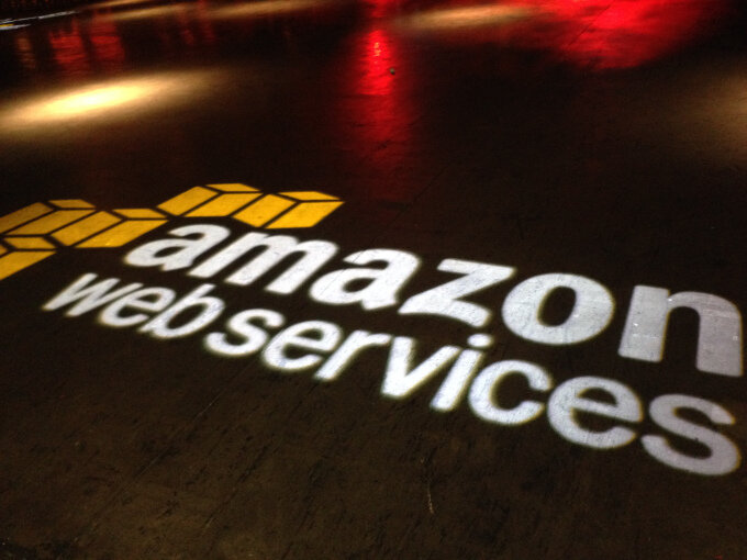 aws2.jpg