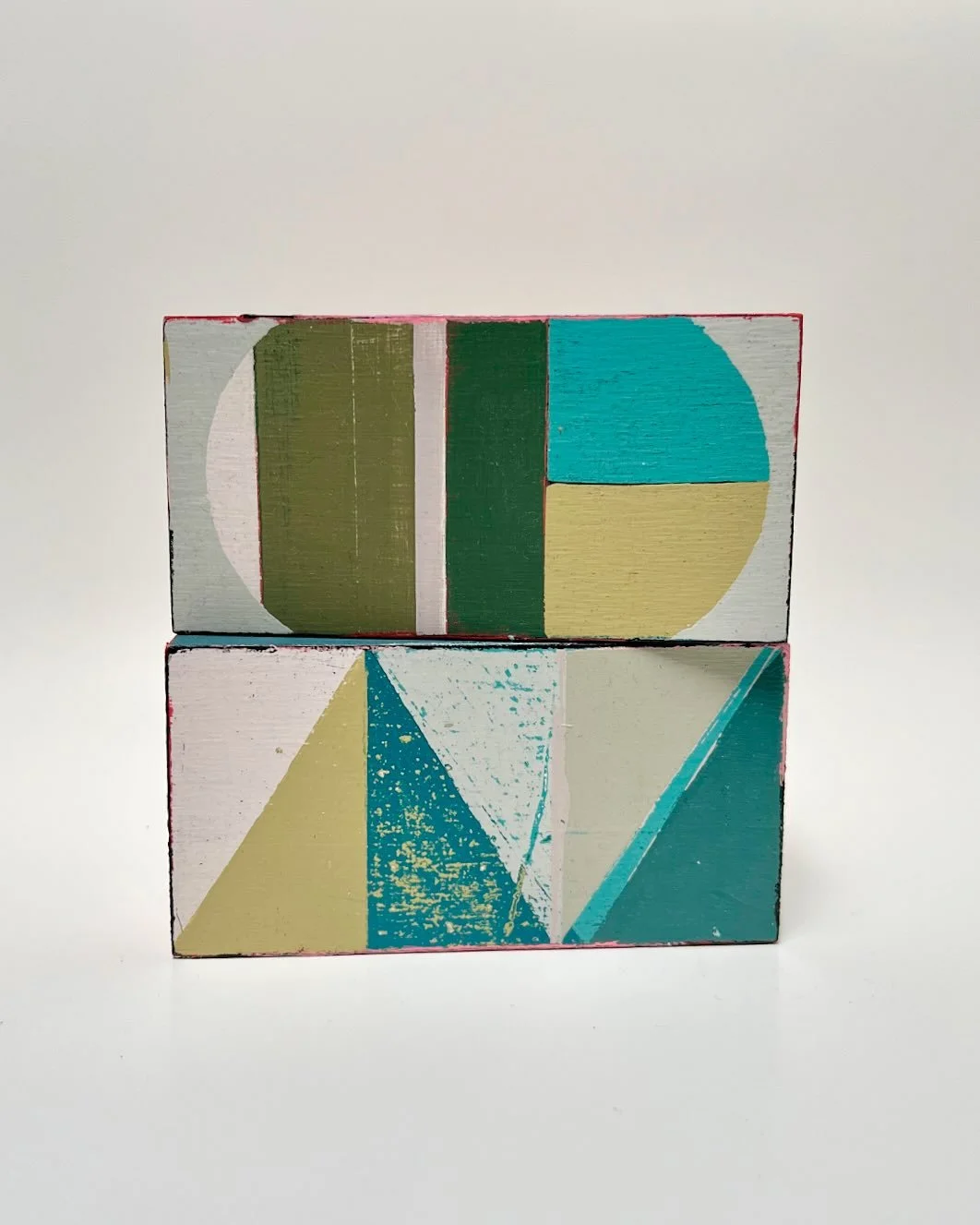 .
After some jiggery pokery tweaks, MINI’S are now available on the site as well as those widgets from the other day and some older ones. Always adding new and older works (slowly but surely, I really am.) 🤞🏼Also, it’s my neice @cheekym