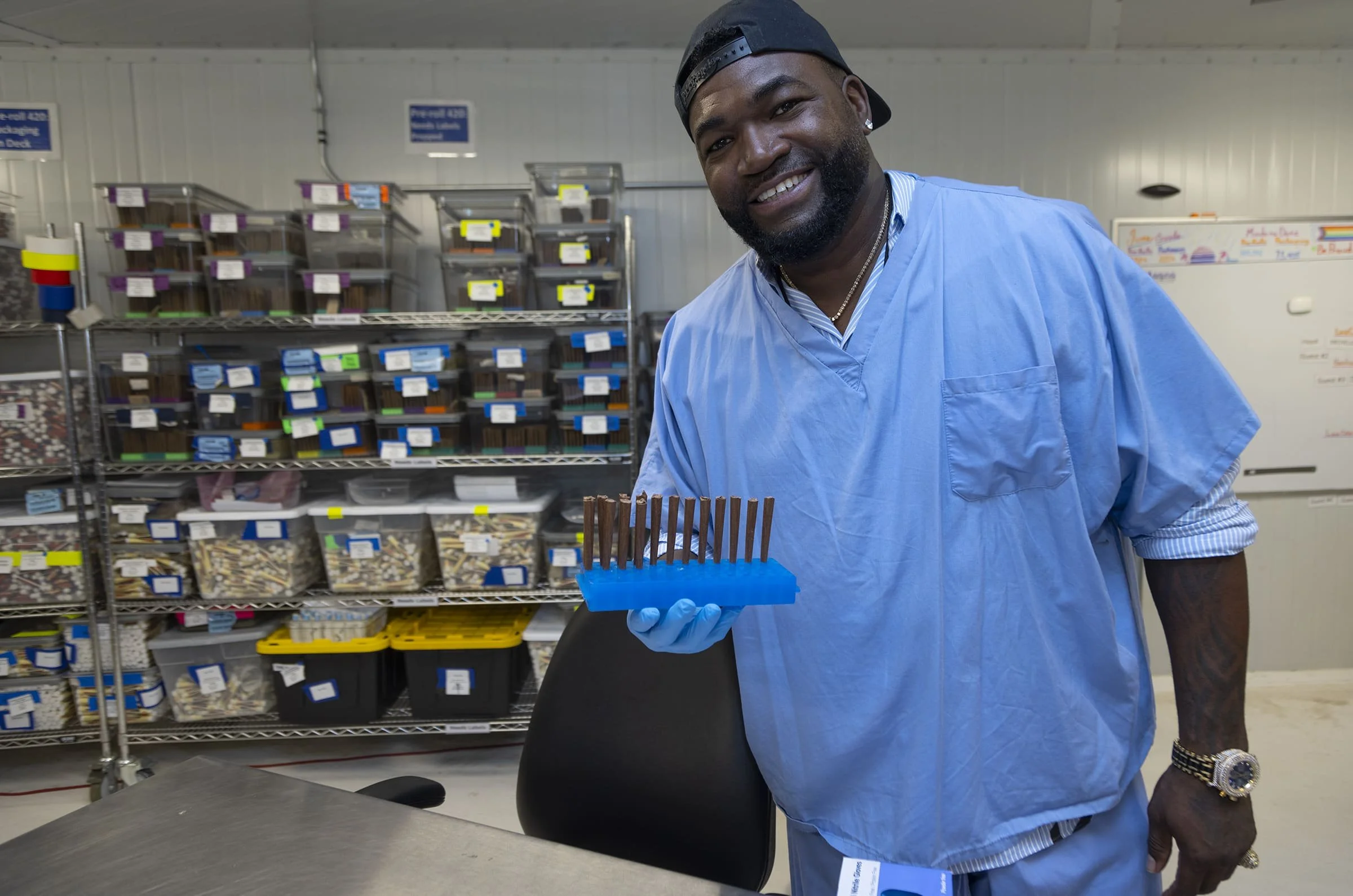 David “Big Papi” Ortiz lanzó su línea de productos de cannabis de uso adulto en Estados Unidos. Fotos: Papi Cann.