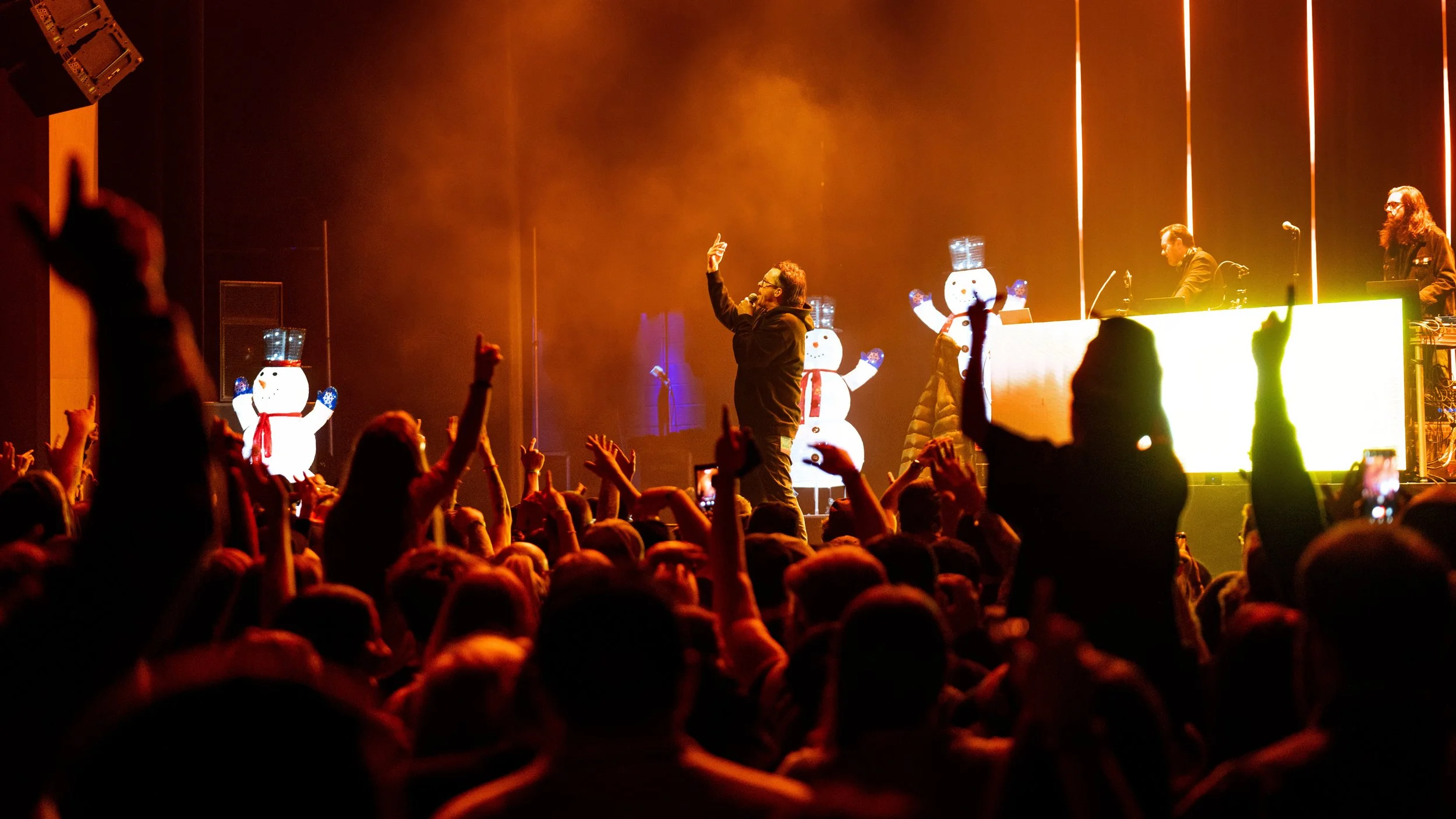 Atmosphere Crowd Shot