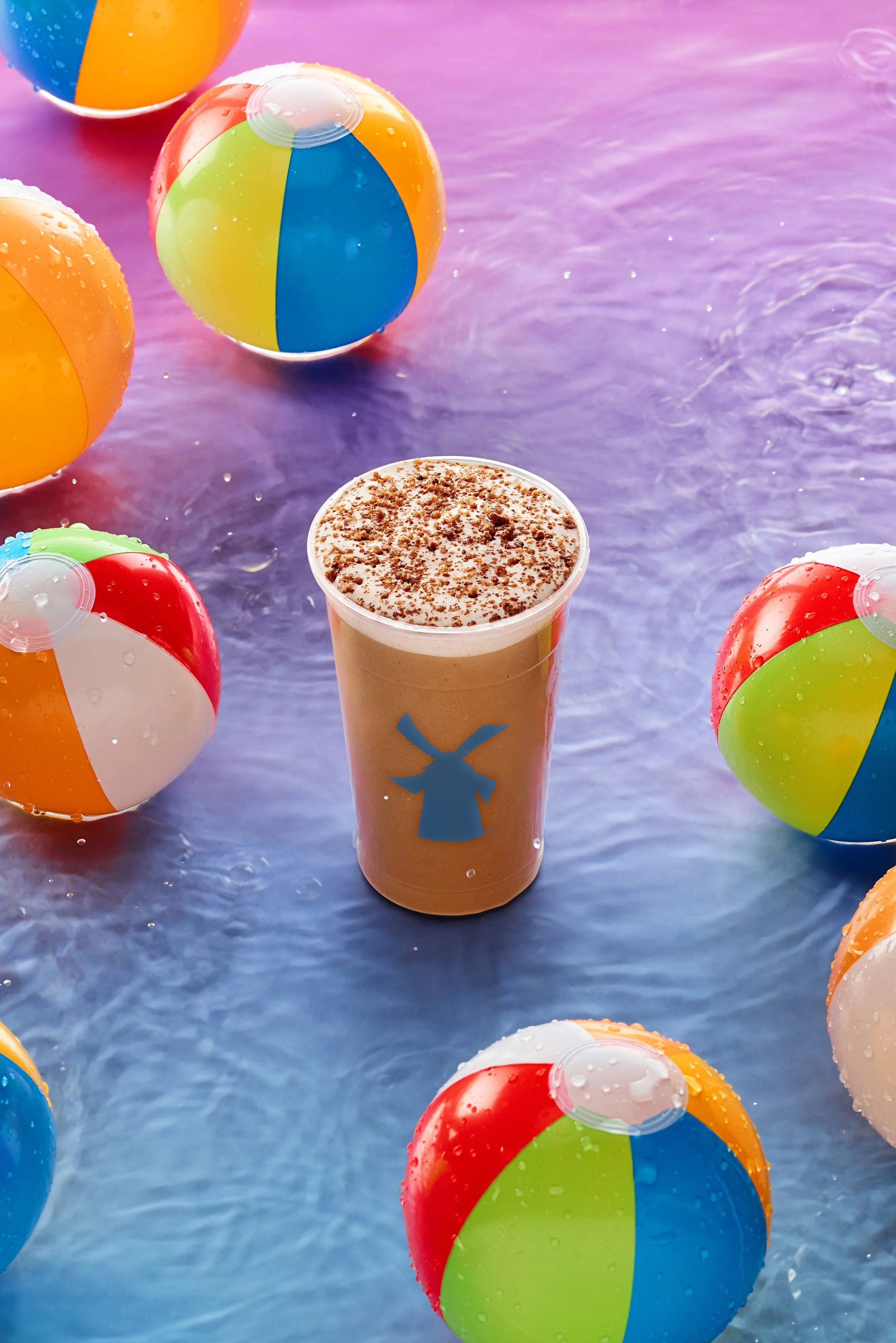 Copy-of-DutchBros-2024Q1-SummerSplash-ChurroFreeze-LS004.jpg