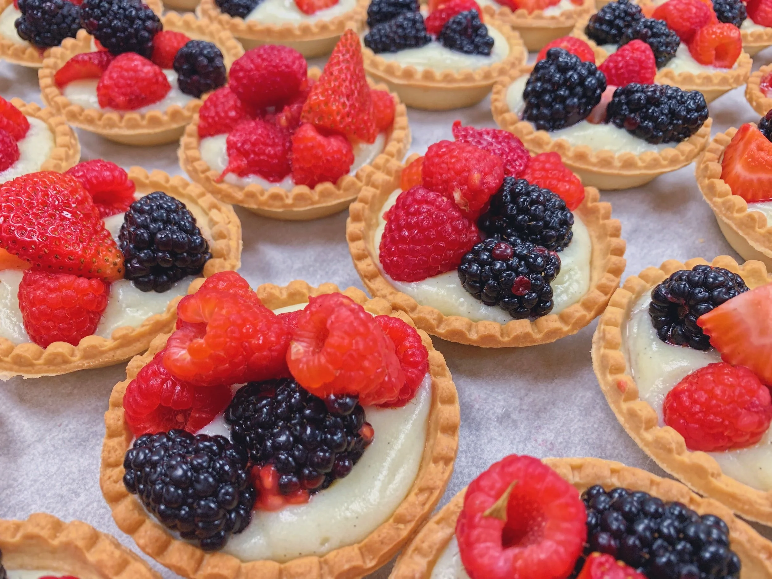 25 Summer Desserts to Enjoy In The Sun