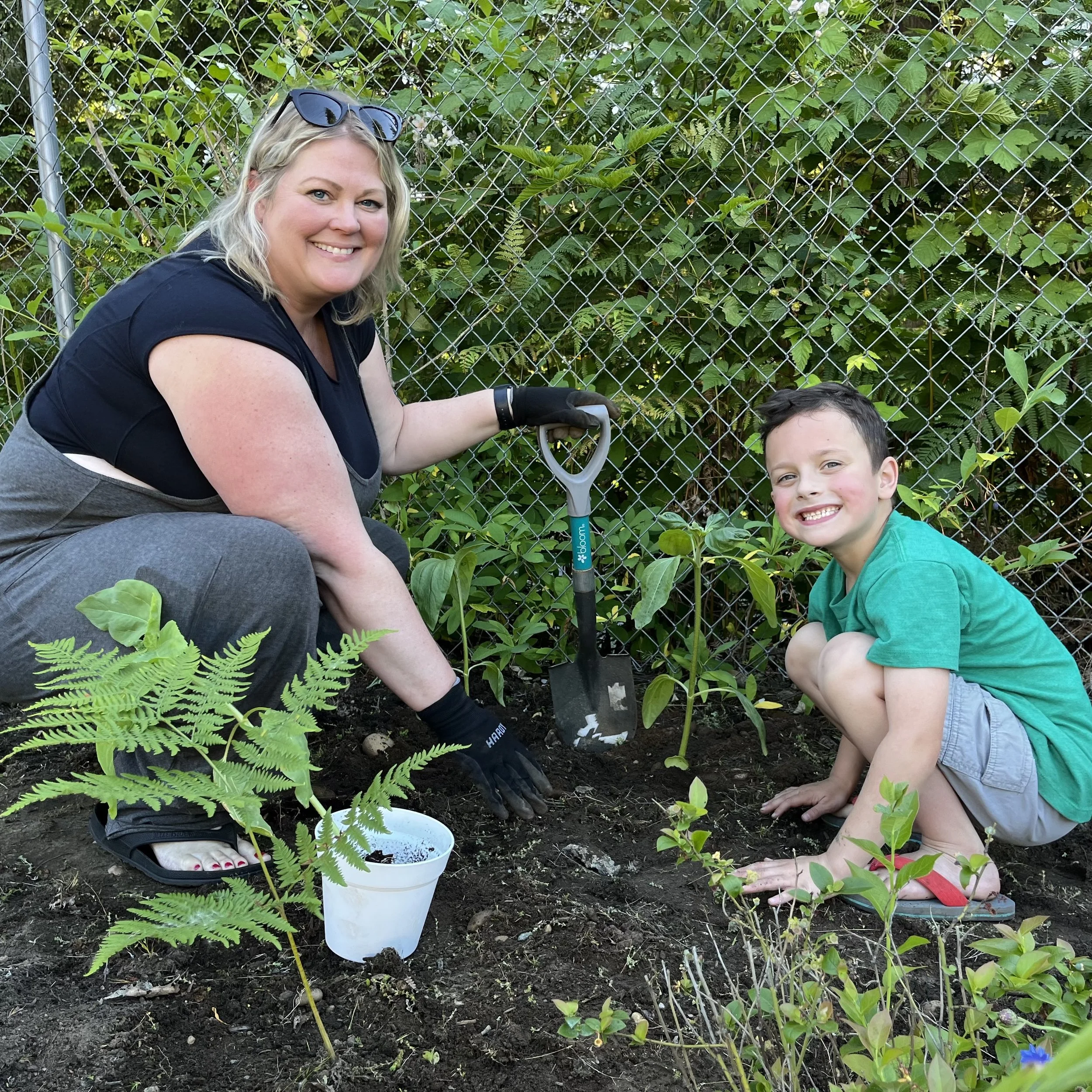 Shop 5% Friday on March 27th to Support Sedro-Woolley Farm to School