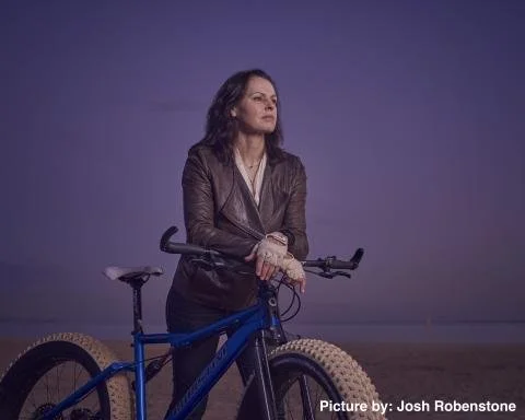 Kate Leeming presented with an Order of Australia
