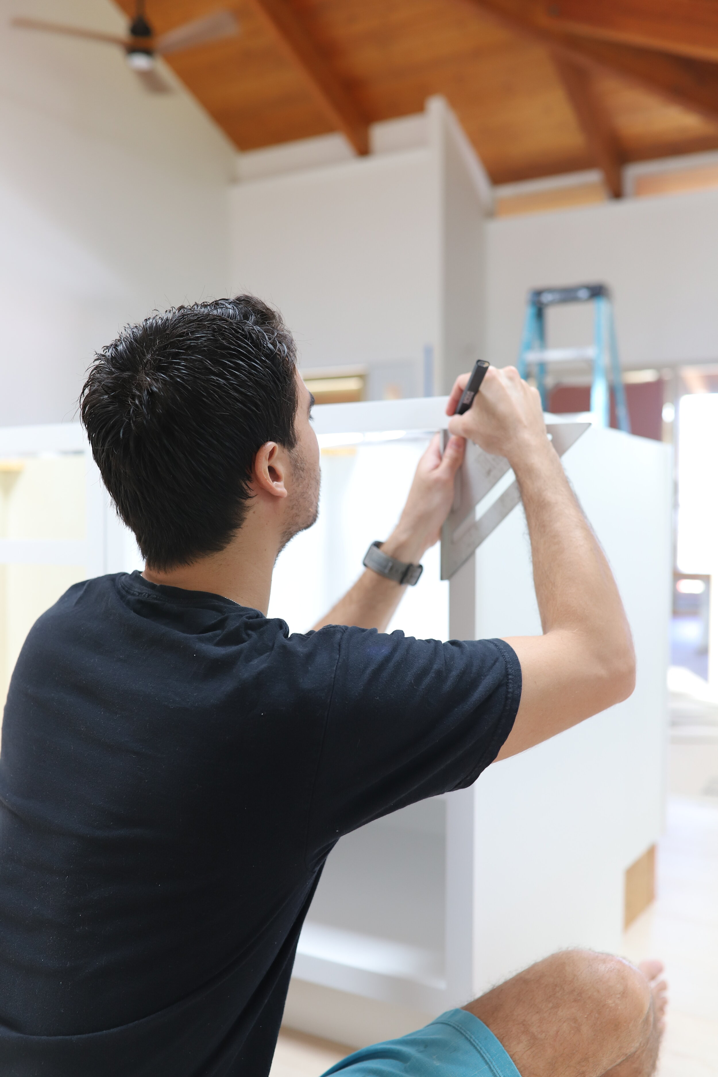 Resizing Our Cabinet to Fit a Farmhouse Sink