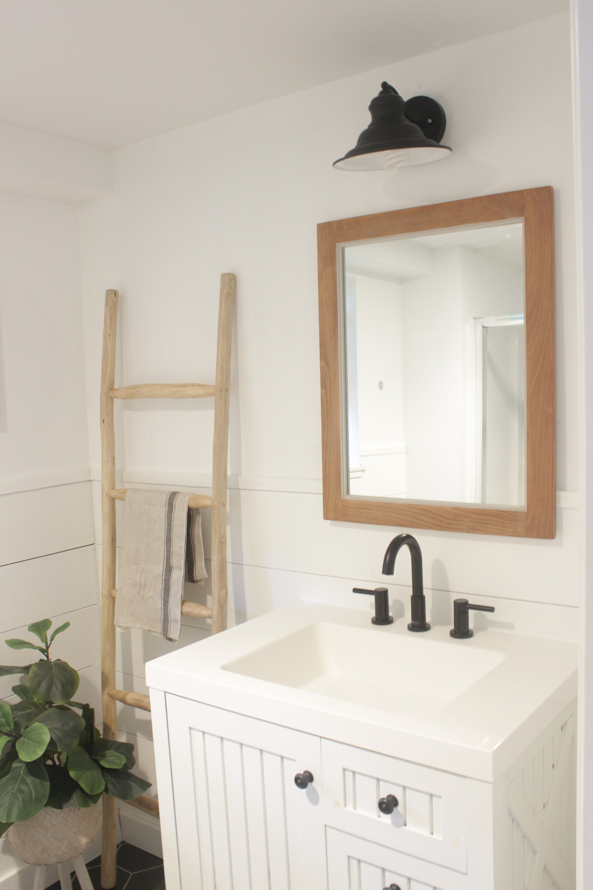 Budget Guest Bathroom Update