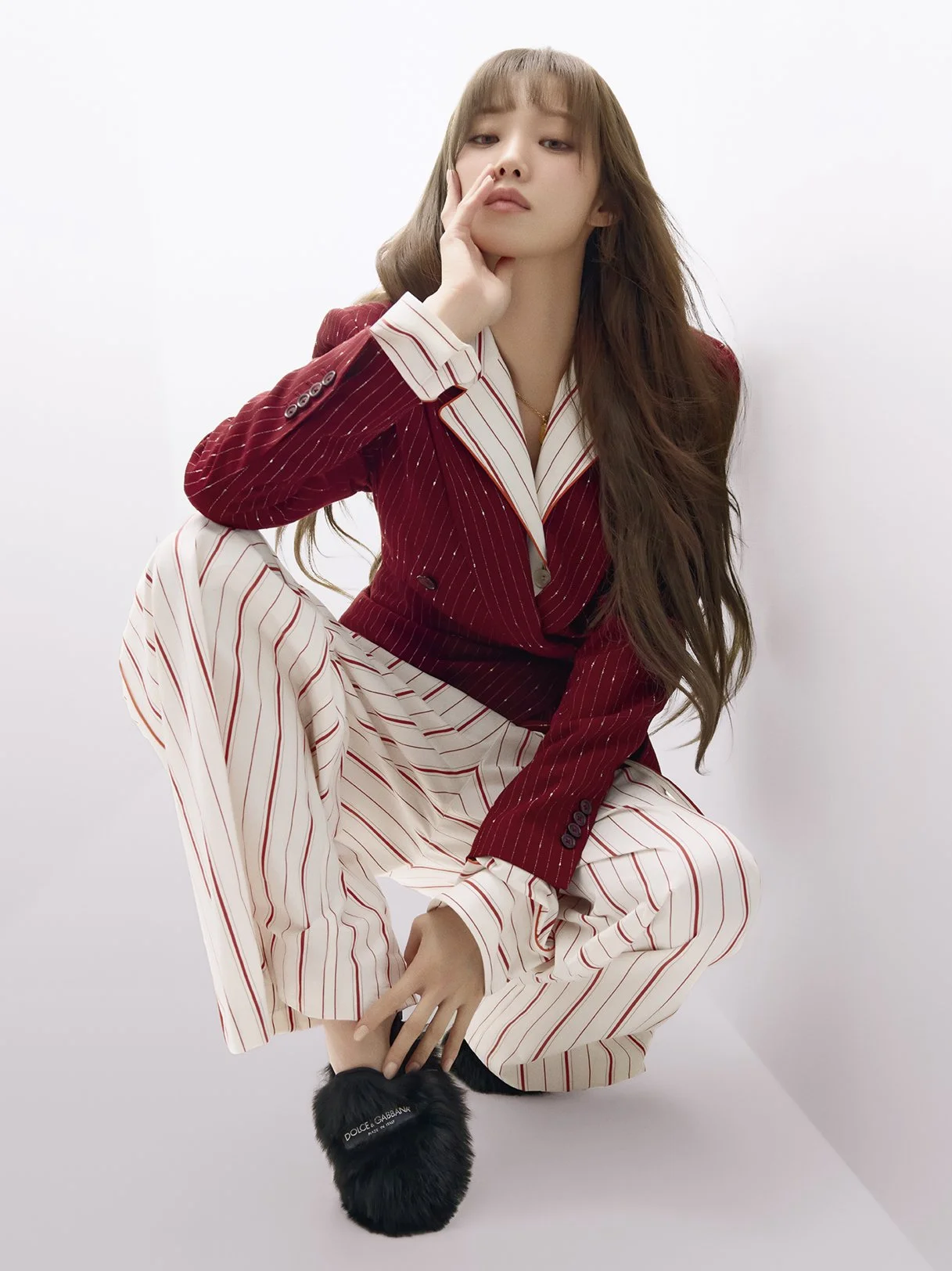 (圖四)05B_DG_ADV_APAC_SS26_WOMAN.jpg