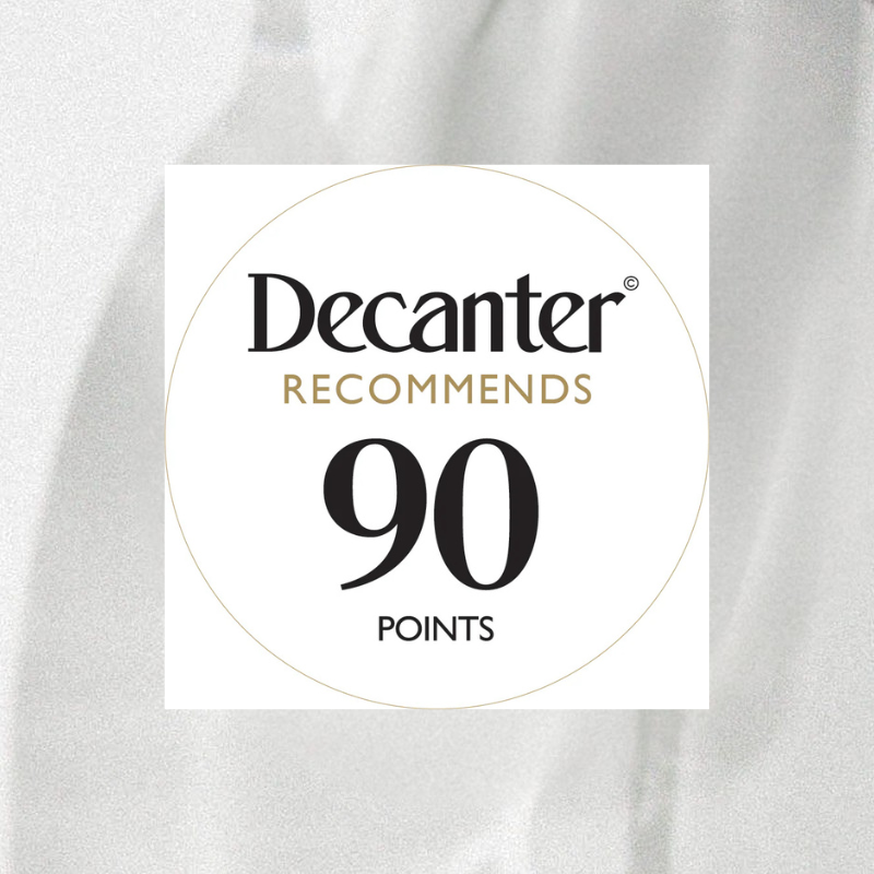 Domaine du Carrelet noté 90 sur 100 par Decanter pour son vin rouge de Bordeaux.