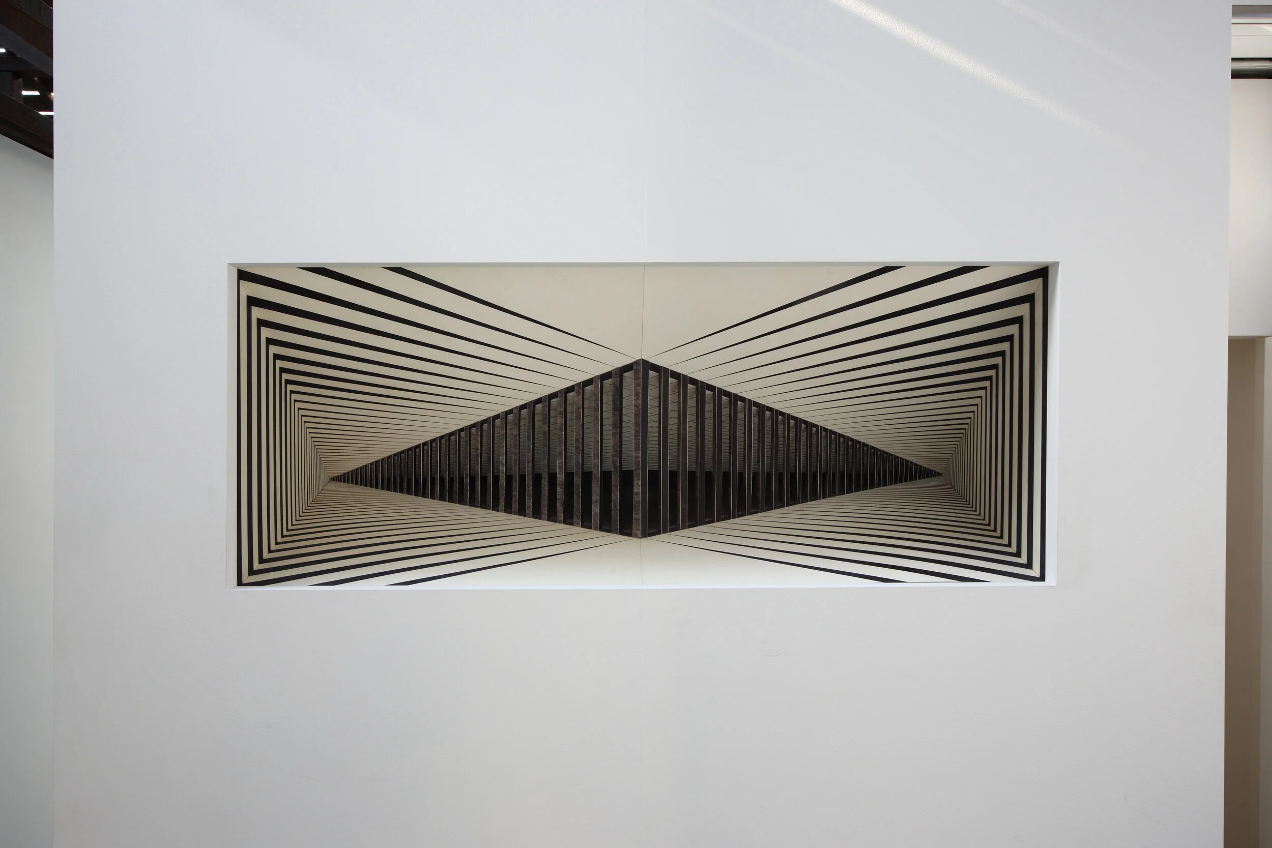 Formative Dialectic 01, 128(w)cm x 67(h)cm x 58(d)cm, 2014
