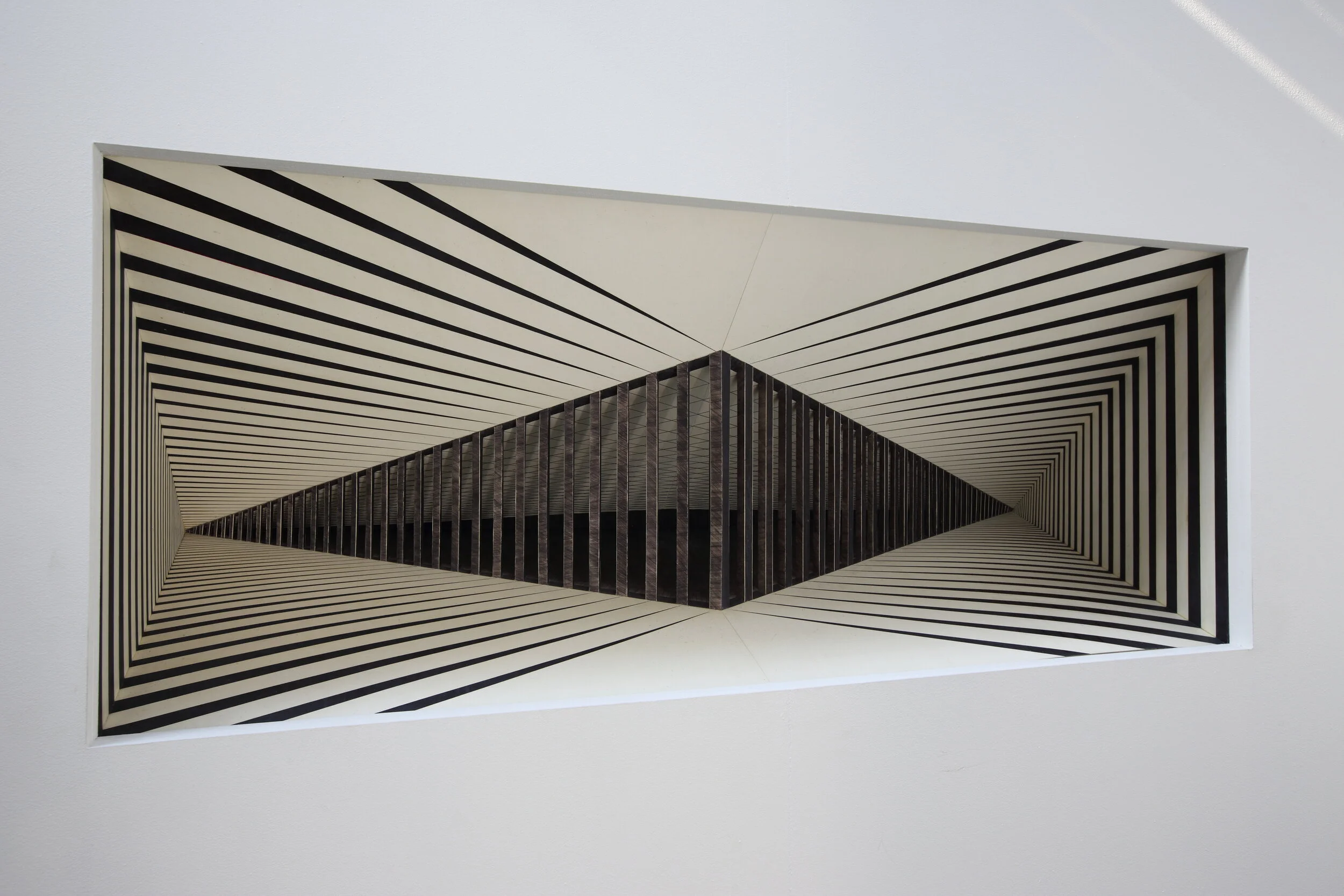 Formative Dialectic 01, 128(w)cm x 67(h)cm x 58(d)cm, 2014