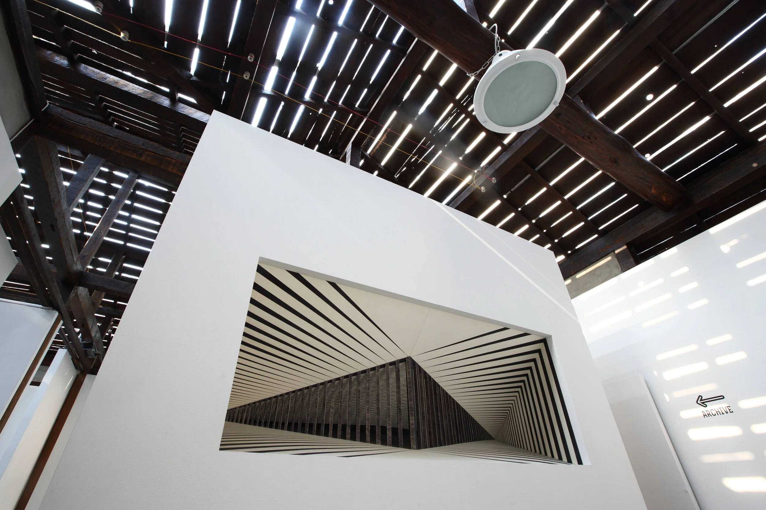 Formative Dialectic 01, 128(w)cm x 67(h)cm x 58(d)cm, 2014