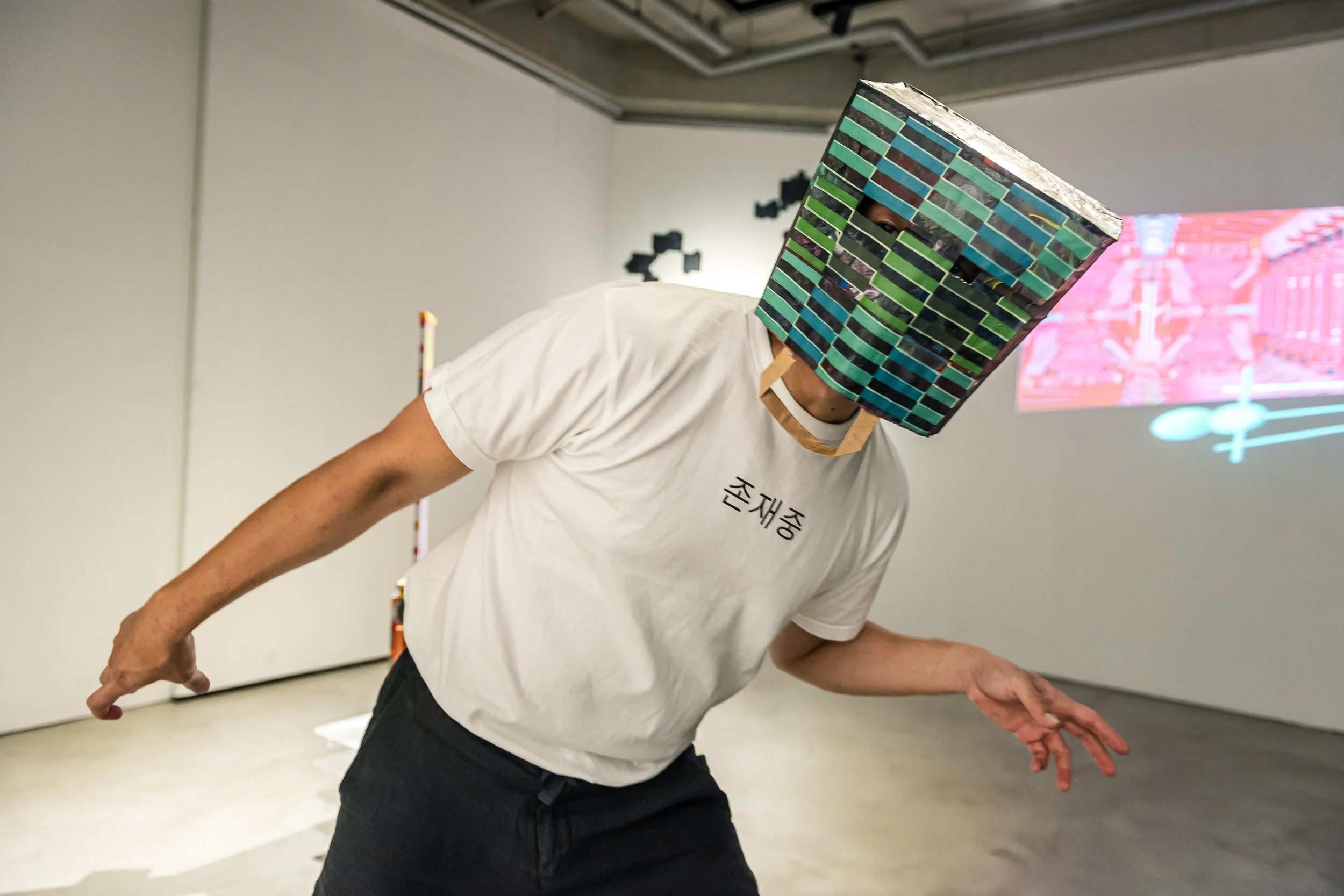 Nonconformity Report of Modern Species, Platform-L Live Art Project 2025

Platform-L Contemporary Art Centre, Seoul, South Korea, 2025