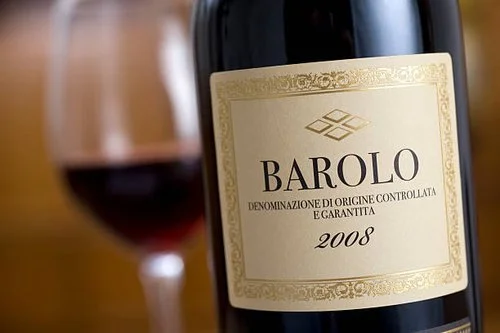 Wijnfles Barolo.jpeg