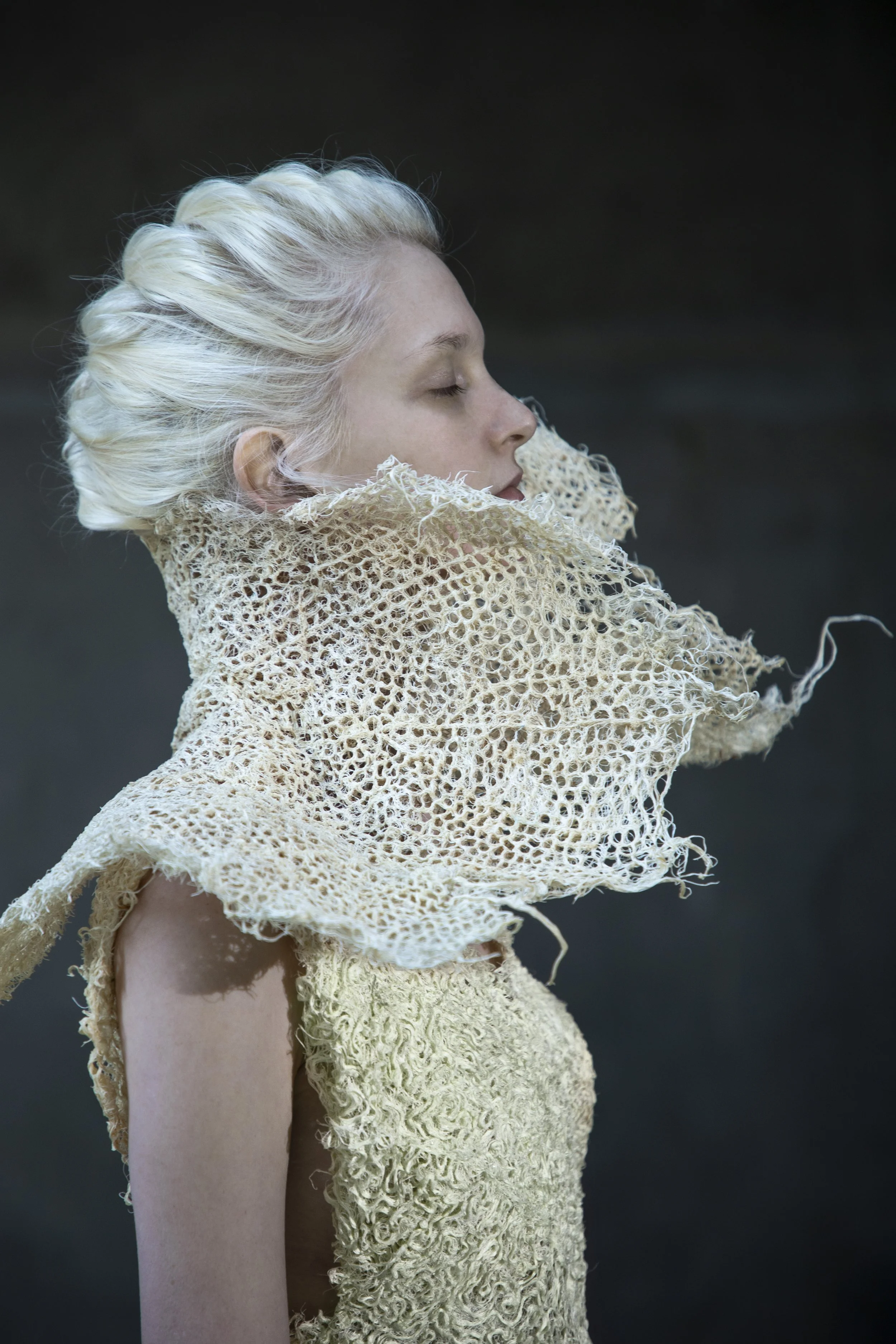 Sustainable root-grown, sculpture and wearables — Zena Holloway