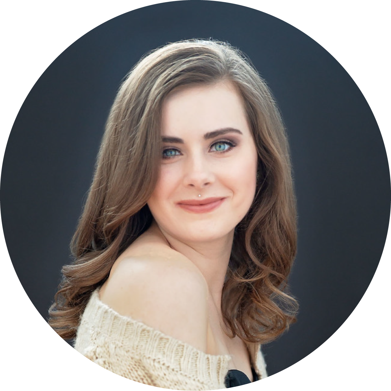 Author-photo-Taylor-Hale