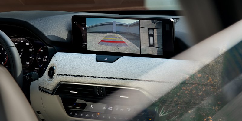 MAZDA CX90 - MONITOR DE VISUALIZACIàN 360.jpeg