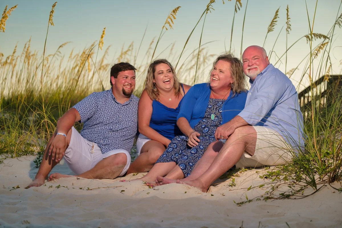  A family session in Fort Morgan on a very bright evening. 