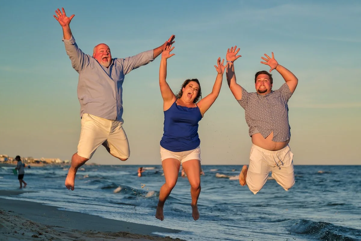 A family session in Fort Morgan on a very bright evening. 